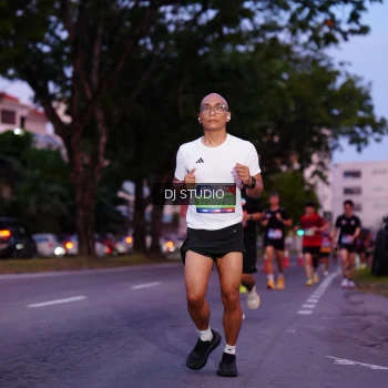 Runner Photo 3806574