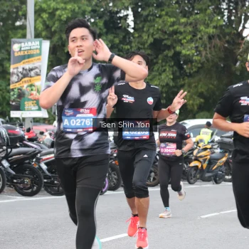 Runner Photo 3806575