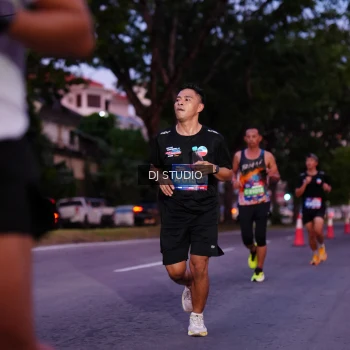 Runner Photo 3806593