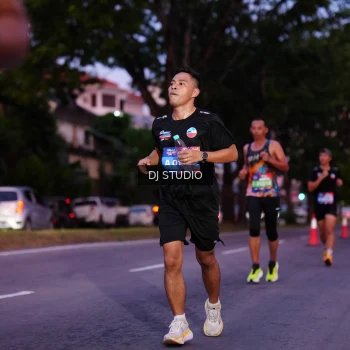 Runner Photo 3806596