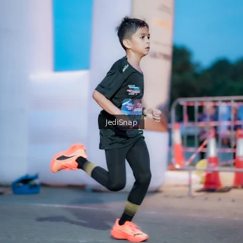 Runner Photo 3806597