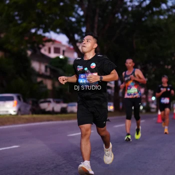 Runner Photo 3806601