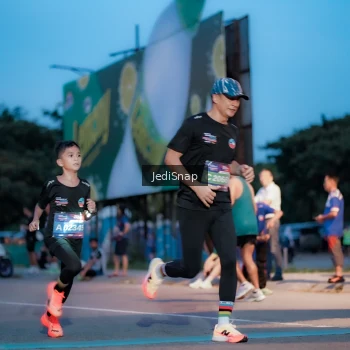 Runner Photo 3806605