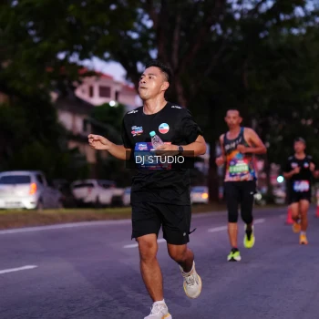 Runner Photo 3806607