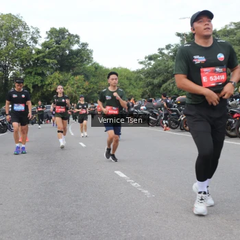 Runner Photo 3806610