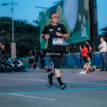 Runner Photo 3806617