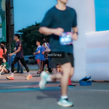 Runner Photo 3806624