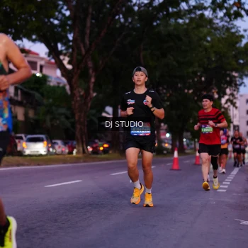 Runner Photo 3806634