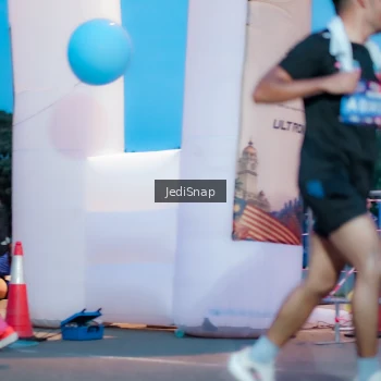 Runner Photo 3806647