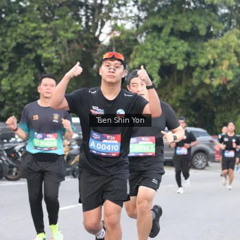 Runner Photo 3806657