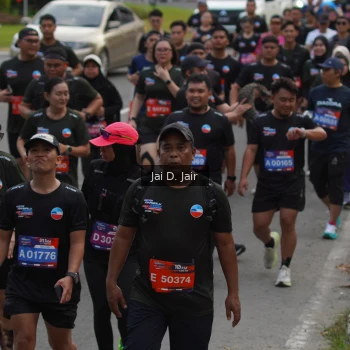 Runner Photo 3806660