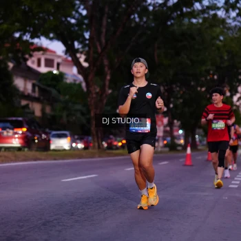 Runner Photo 3806678