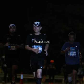 Runner Photo 3806692
