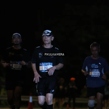 Runner Photo 3806696