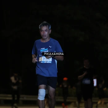 Runner Photo 3806701