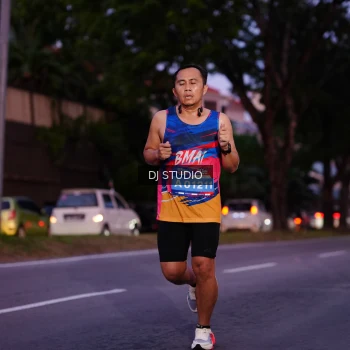 Runner Photo 3806703