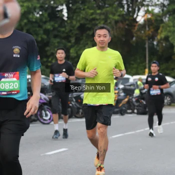 Runner Photo 3806709