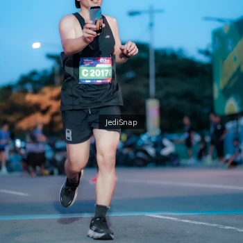 Runner Photo 3806750
