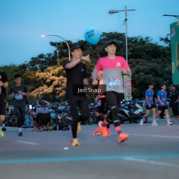 Runner Photo 3806781
