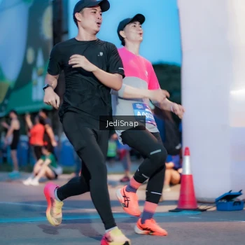 Runner Photo 3806785