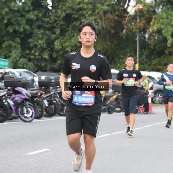 Runner Photo 3806787