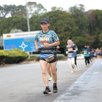 Runner Photo 3806835