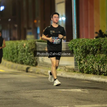Runner Photo 3806853