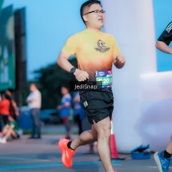 Runner Photo 3806854