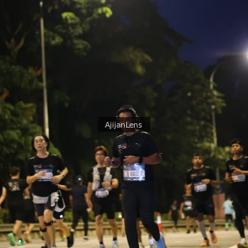 Runner Photo 3806875