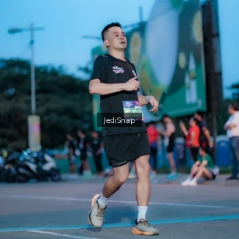Runner Photo 3806906