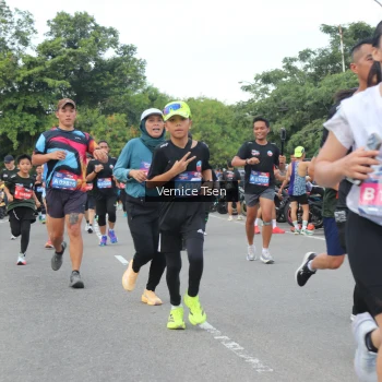 Runner Photo 3806920