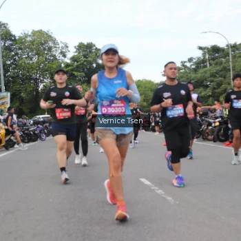 Runner Photo 3806942