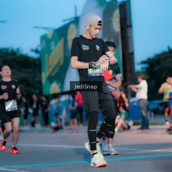 Runner Photo 3806965