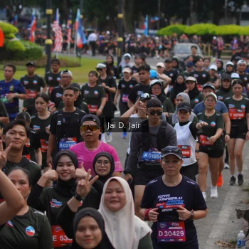 Runner Photo 3807006