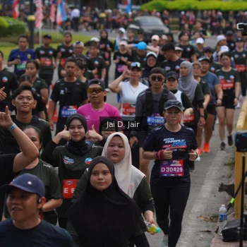 Runner Photo 3807023