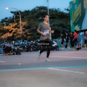 Runner Photo 3807042