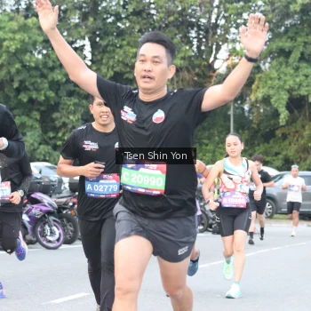 Runner Photo 3807076