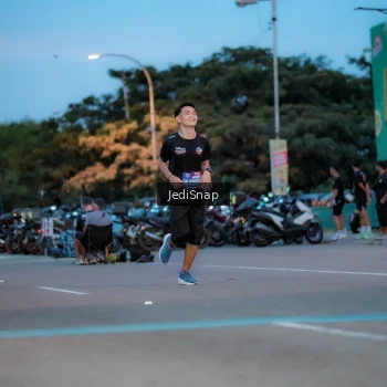 Runner Photo 3807159