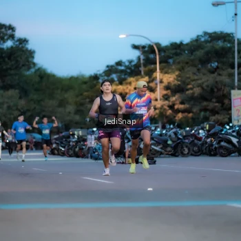 Runner Photo 3807161