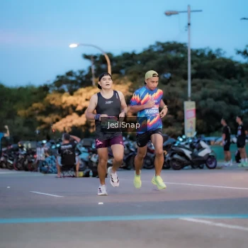 Runner Photo 3807210