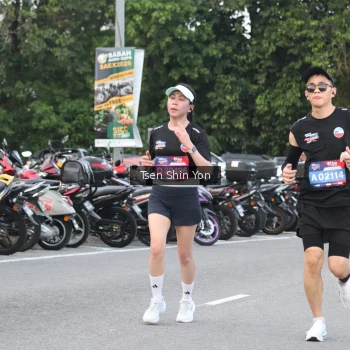 Runner Photo 3807212