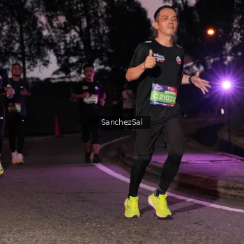 Runner Photo 3807256