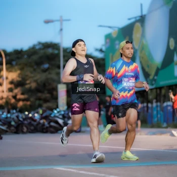 Runner Photo 3807257