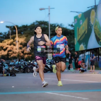Runner Photo 3807263