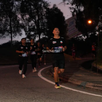 Runner Photo 3807278