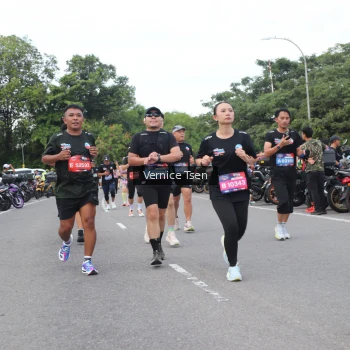 Runner Photo 3807312