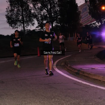 Runner Photo 3807341