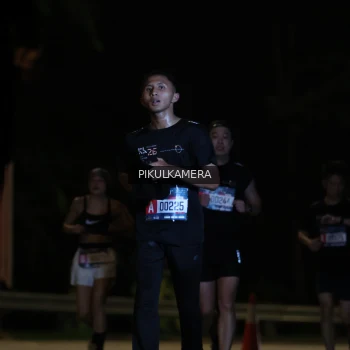 Runner Photo 3807368