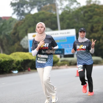 Runner Photo 3807377