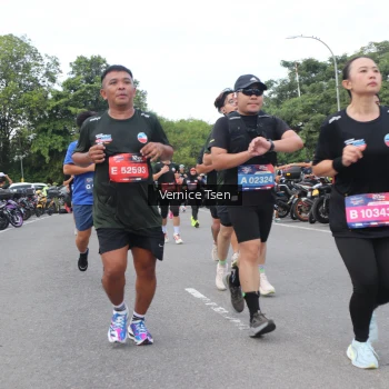 Runner Photo 3807385